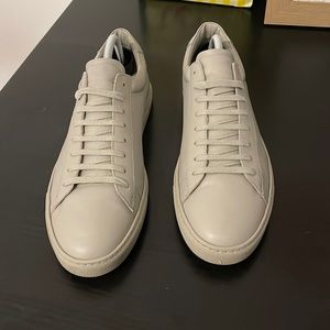 Oliver Cabell size 10 light Grey shoe